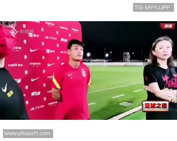 瑶瑶选择哪个直播平台为球迷带来精彩足球比赛解说和互动体验