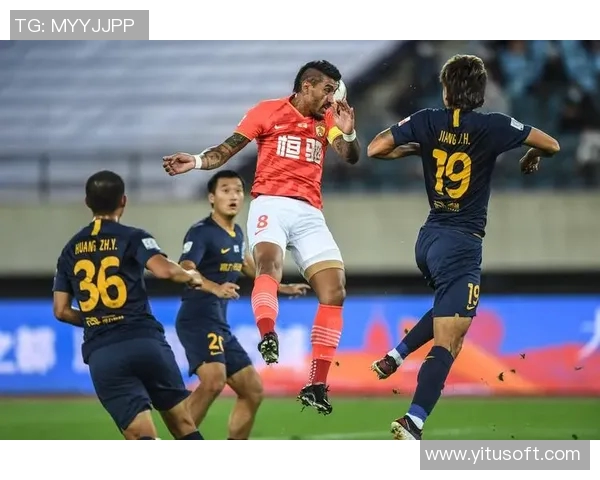 恒大与富力对决前瞻分析及比赛结果预测,谁能笑到最后